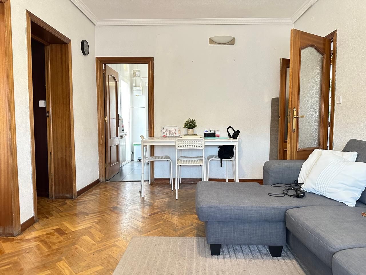 Living room of Flat for sale in  Madrid Capital  with Air Conditioner and Heating