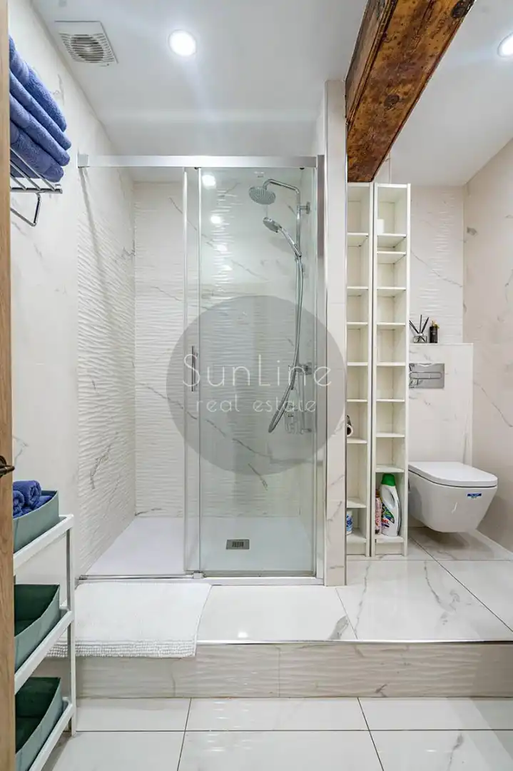 Badezimmer von Wohnung zum Verkauf in Valencia mit Klimaanlage, Möbliert und Balkon