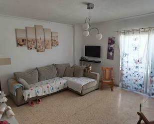 Living room of Flat for sale in  Santa Cruz de Tenerife Capital  with Oven, Balcony and Internet