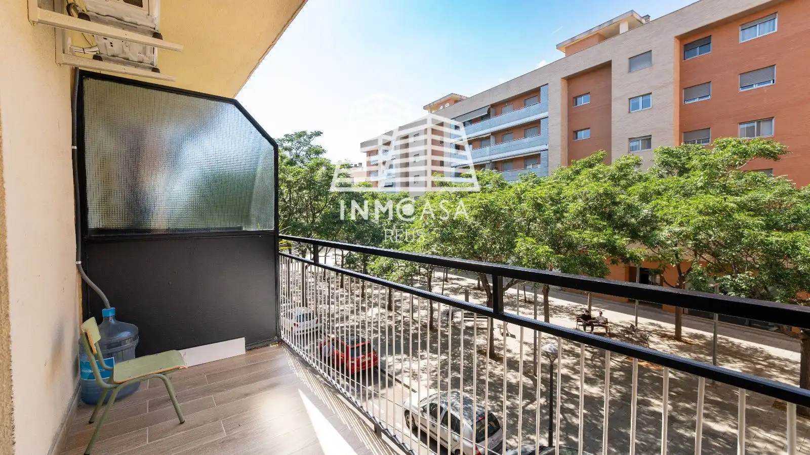 Vista exterior de Pis en venda en Reus amb Aire condicionat i Terrassa