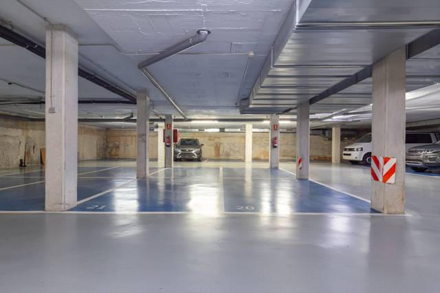 Garaje en Venta en JOAN GAMPER en Barri de les Corts