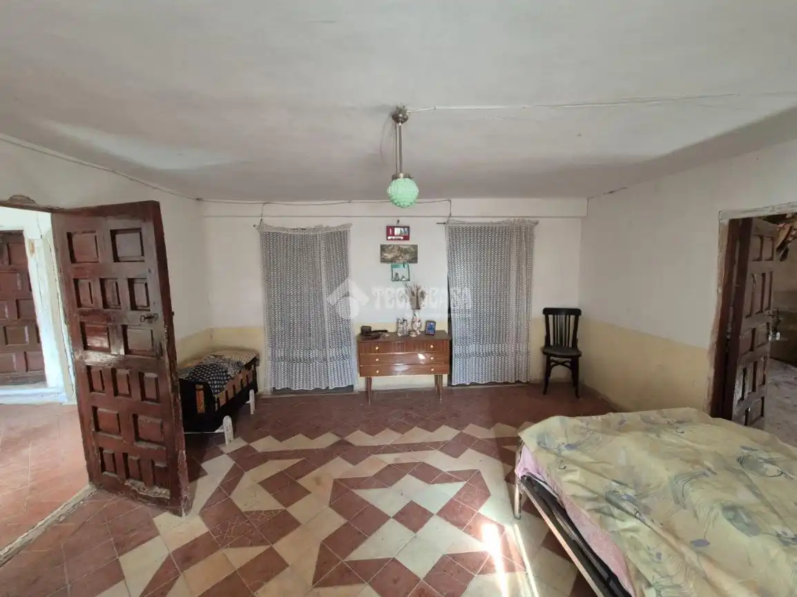 Finca rústica en venda en Sigüenza amb Calefacció i Moblat