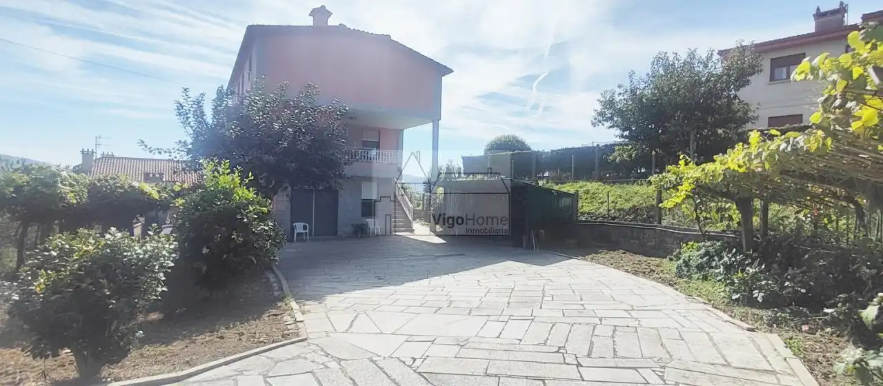 Casa o chalet en venta en Vigo  con Calefacción, Jardín privado y Terraza
