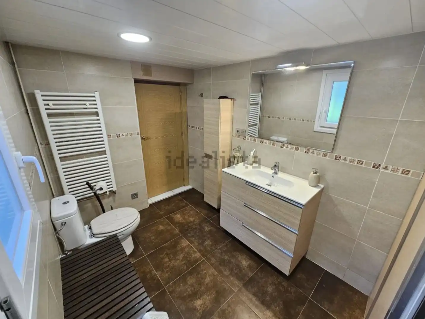 Bany de Casa o xalet de lloguer en Valle de Trápaga-Trapagaran amb Calefacció, Jardí privat i Terrassa