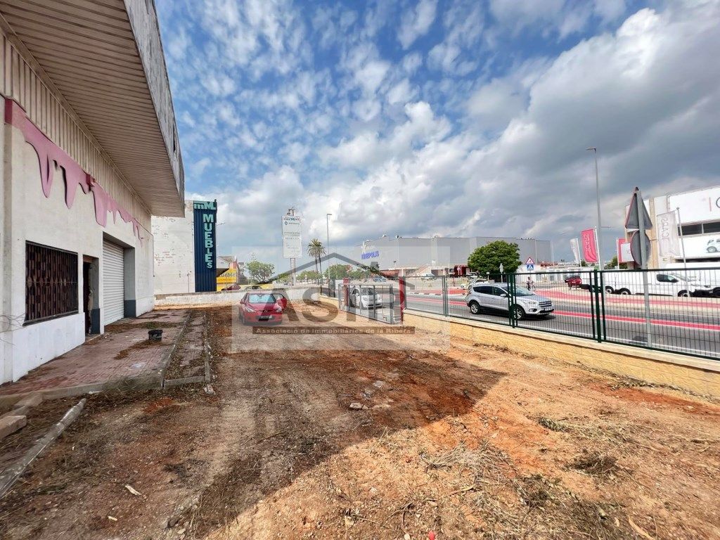 Exterior view of Industrial buildings for sale in Alzira