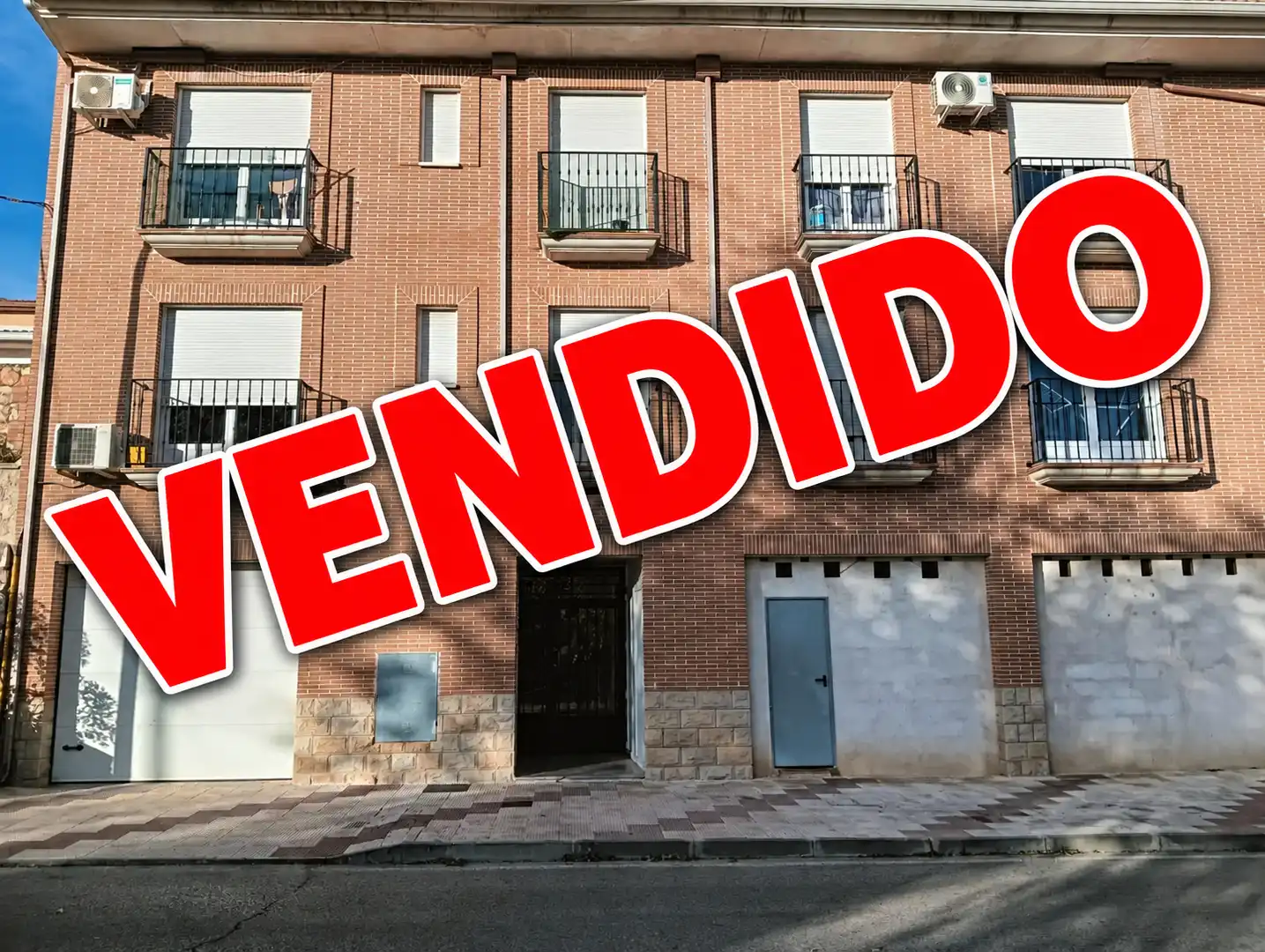 Dúplex con terraza en venta en Albares