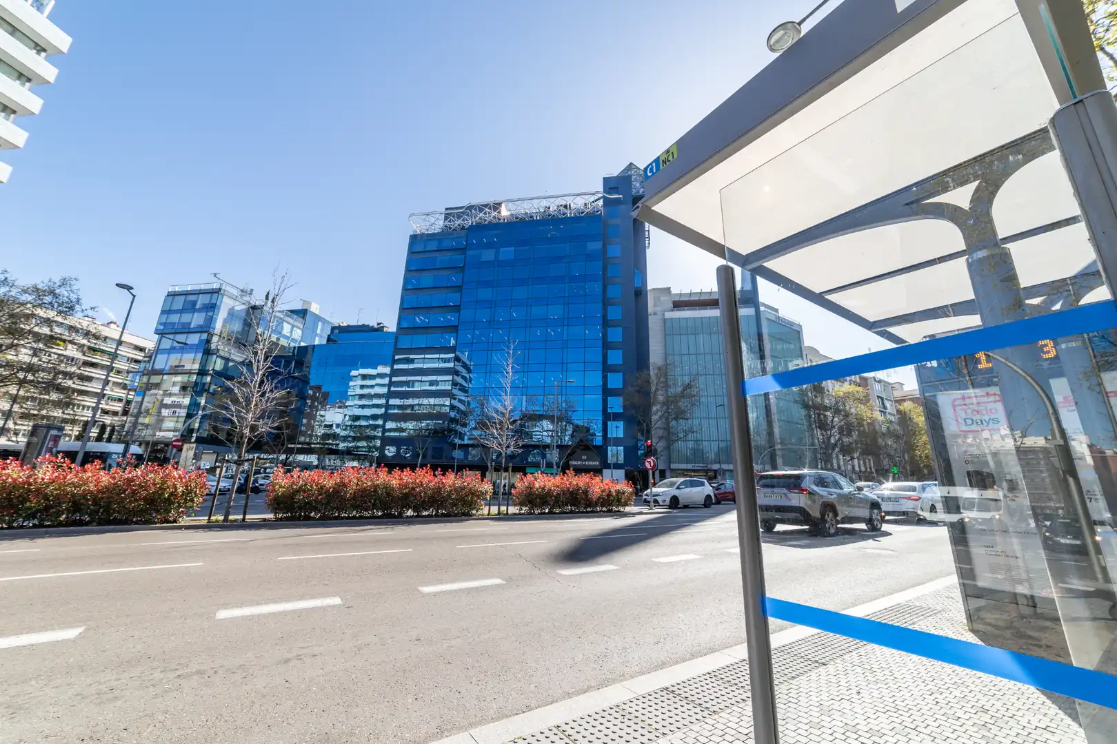 Vista exterior de Piso en venta en Madrid con Aire acondicionado, Calefacción y Jardín privado