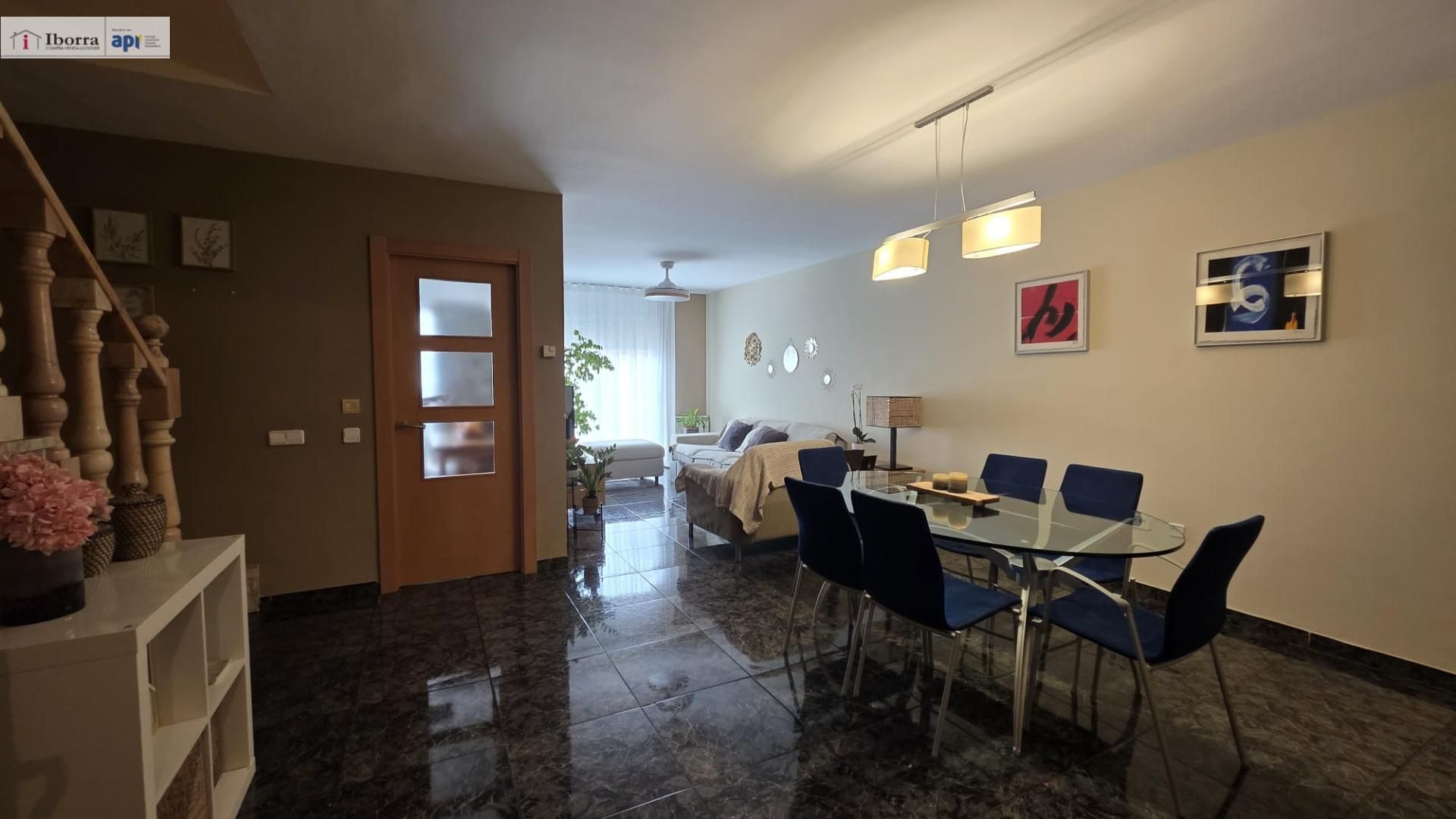 Single-family semi-detached for sale in Tordera pueblo