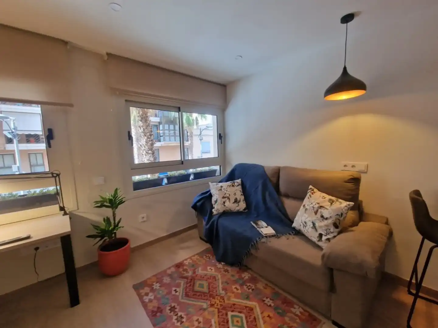 Study for rent in Centro