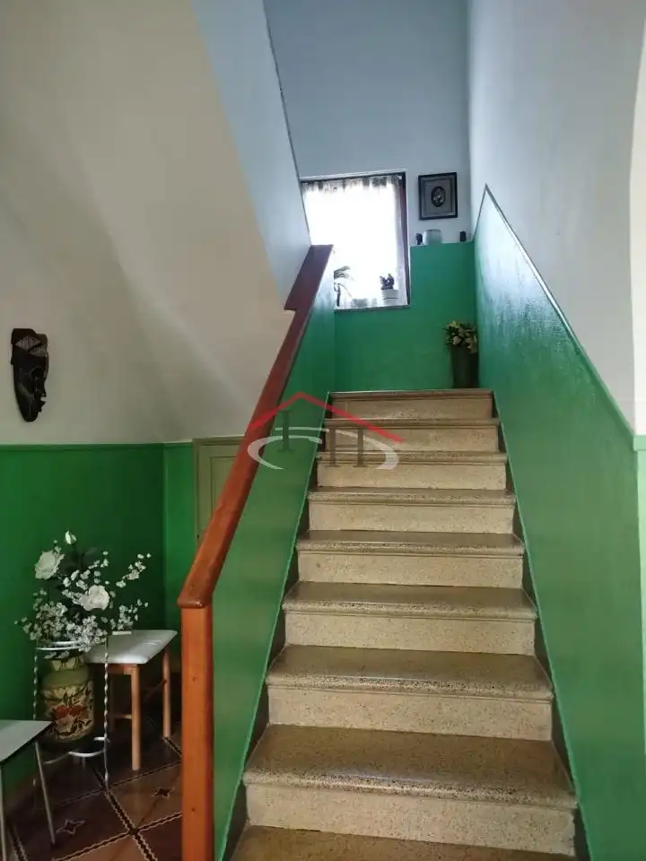 Casa o xalet en venda en Onzonilla amb Jardí privat i Traster