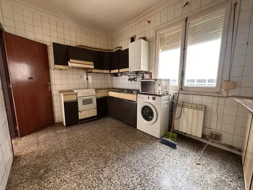 Piso en venta en Calle Doctor Múgica, 15, Gran Via
