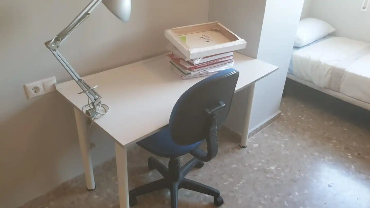 Flat for rent in Plaça de José María Orense, La Carrasca