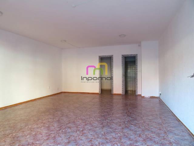 Local comercial en Alquiler en La Estación
