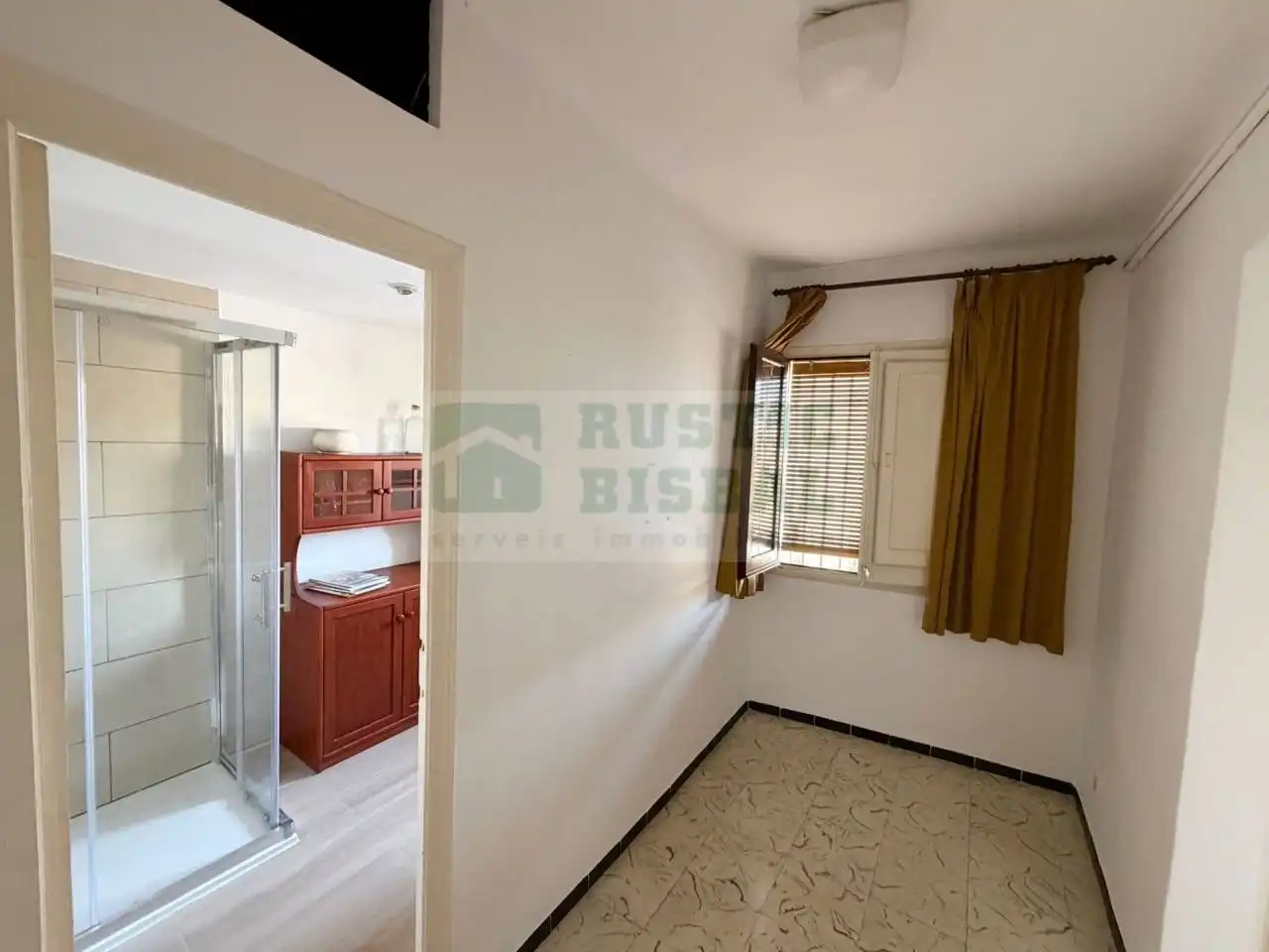 Schlafzimmer von Country house zur Miete in Sant Joan de Mollet mit Heizung