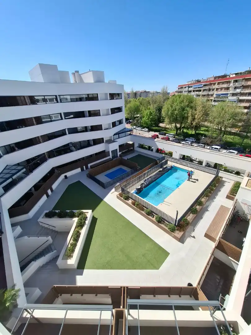 Piscina de Pis en venda en Móstoles amb Aire condicionat, Calefacció i Parquet