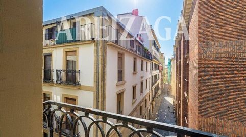 Foto 2 de Piso en venta en Fermin Calbeton Kalea, Parte Vieja, Donostia - San Sebastián