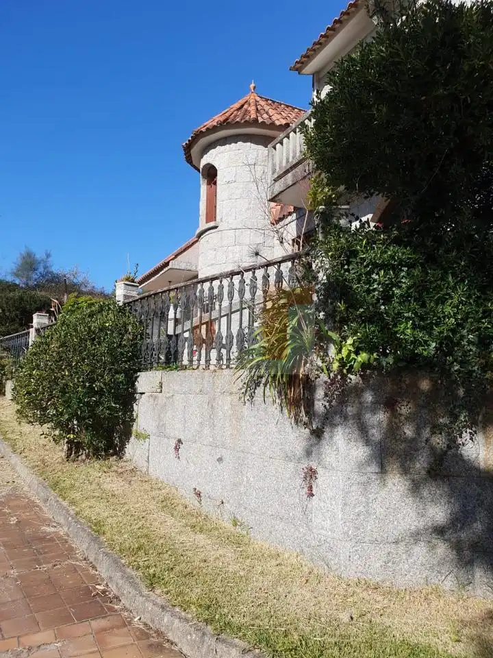Vista exterior de Casa o chalet en venta en O Hío