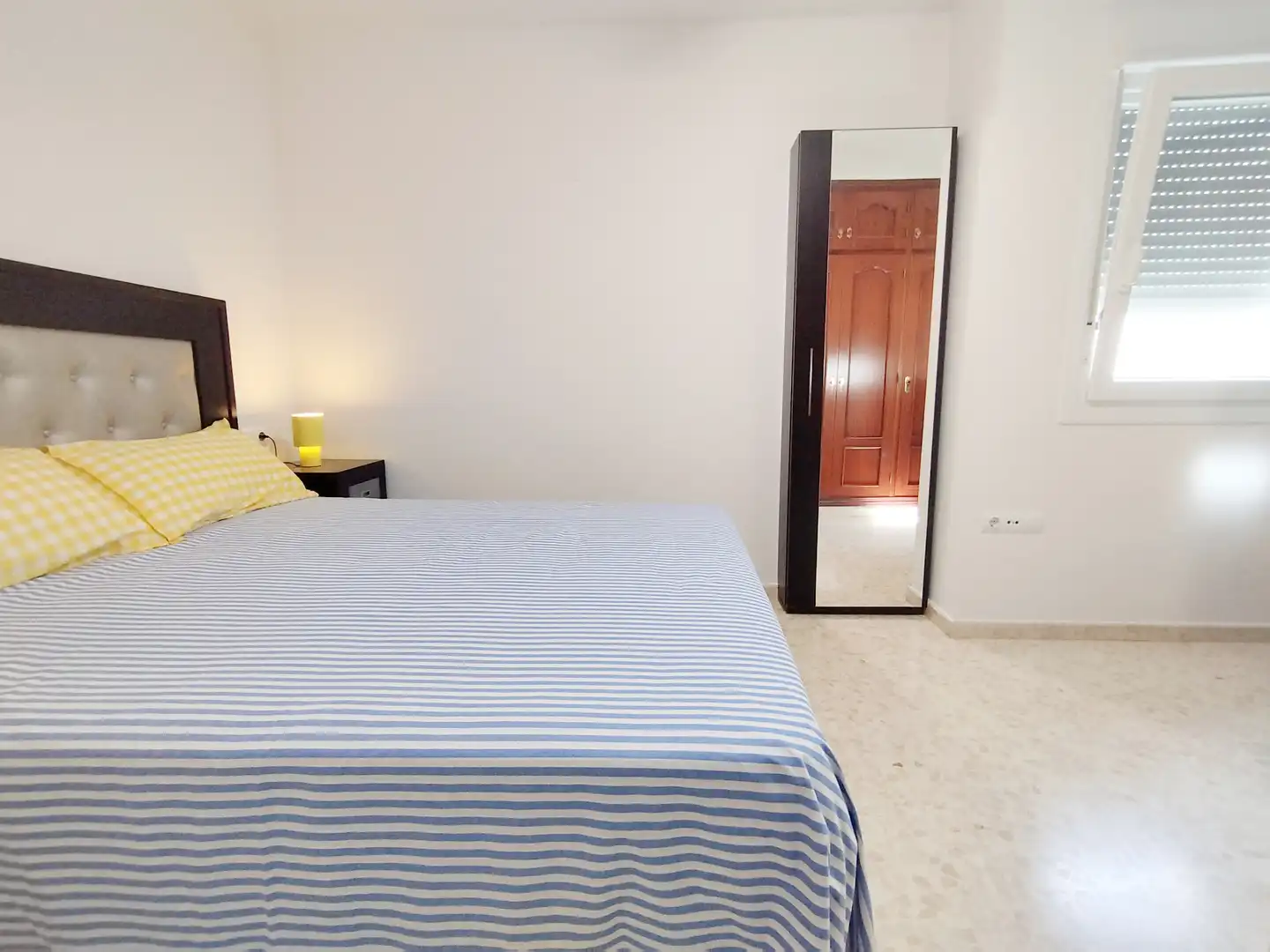Bedroom of Attic for rent in Vélez-Málaga  with Air Conditioner, Terrace and Furnished