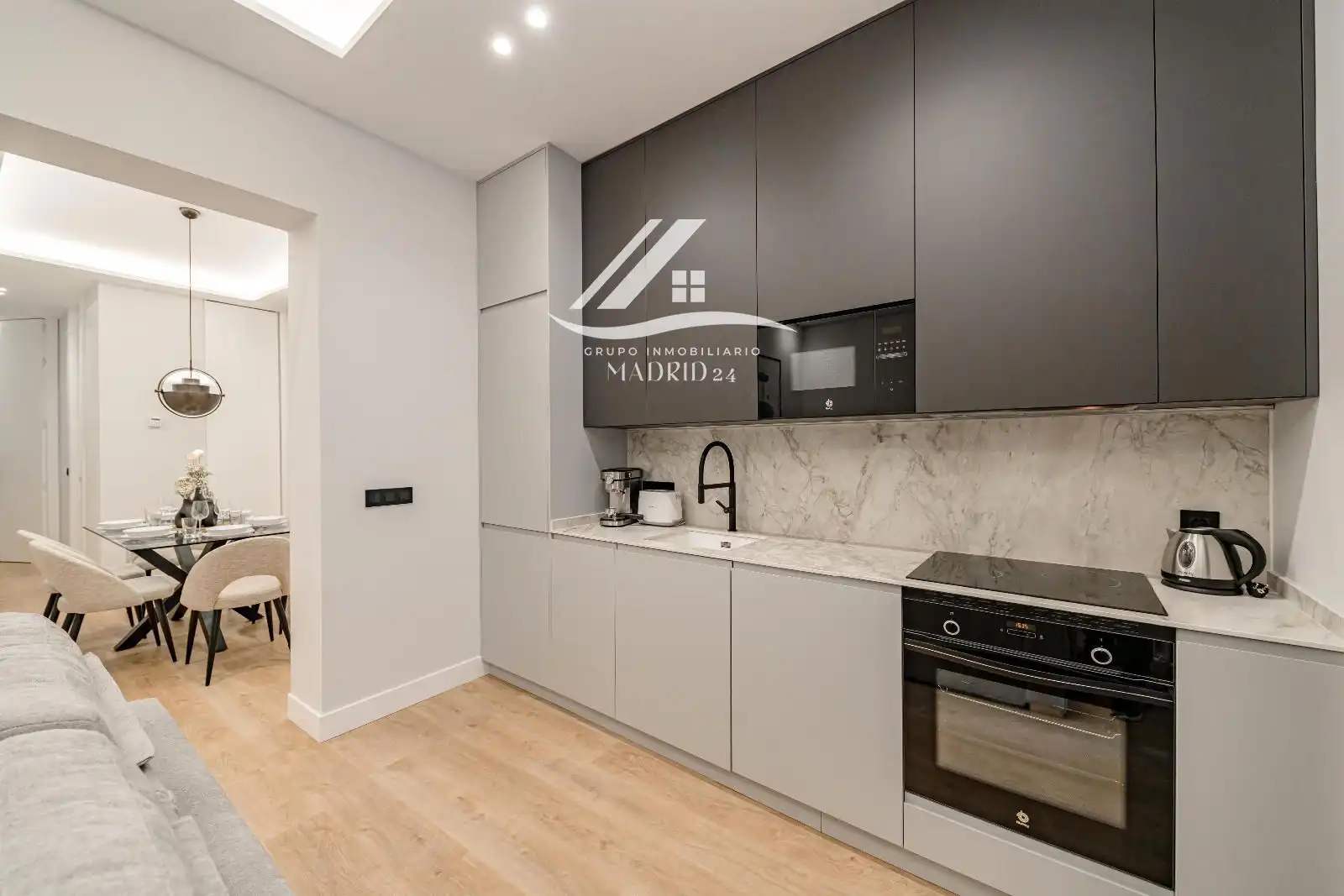 Piso con ascensor en venta en Divino Pastor, imagen 9