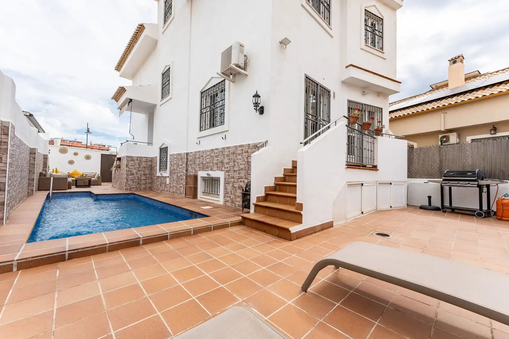 Swimming pool of Houses for rent in Fuengirola  with Air Conditioner, Terrace and Swimming Pool