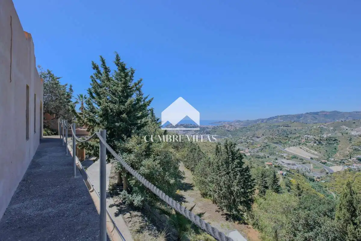 Vista exterior de Finca rústica en venta en Almuñécar con Jardín privado, Terraza y Trastero