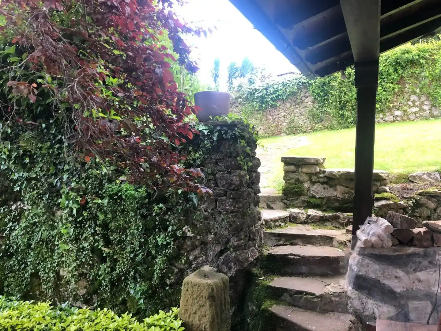 Jardí de Pis de lloguer en Puente Viesgo amb Balcó