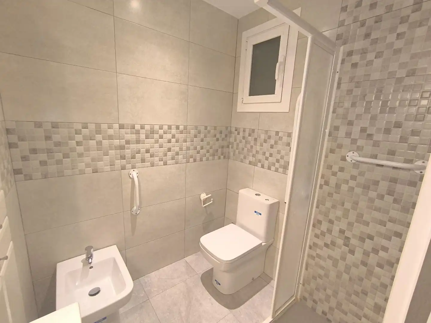 Baño de Piso en venta en  Palma de Mallorca con Aire acondicionado, Calefacción y Trastero