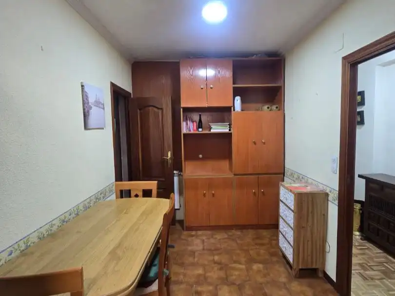 Cocina de Piso en venta en  Madrid Capital