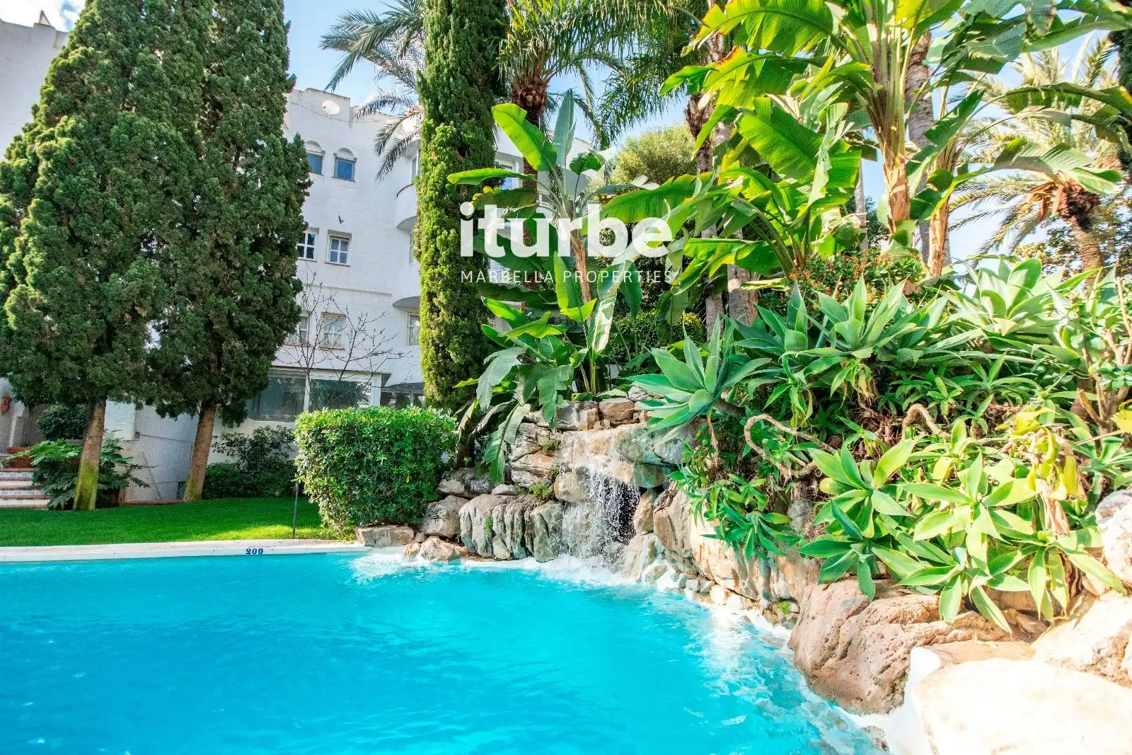 Jardí de Àtic en venda en Marbella amb Aire condicionat, Calefacció i Terrassa