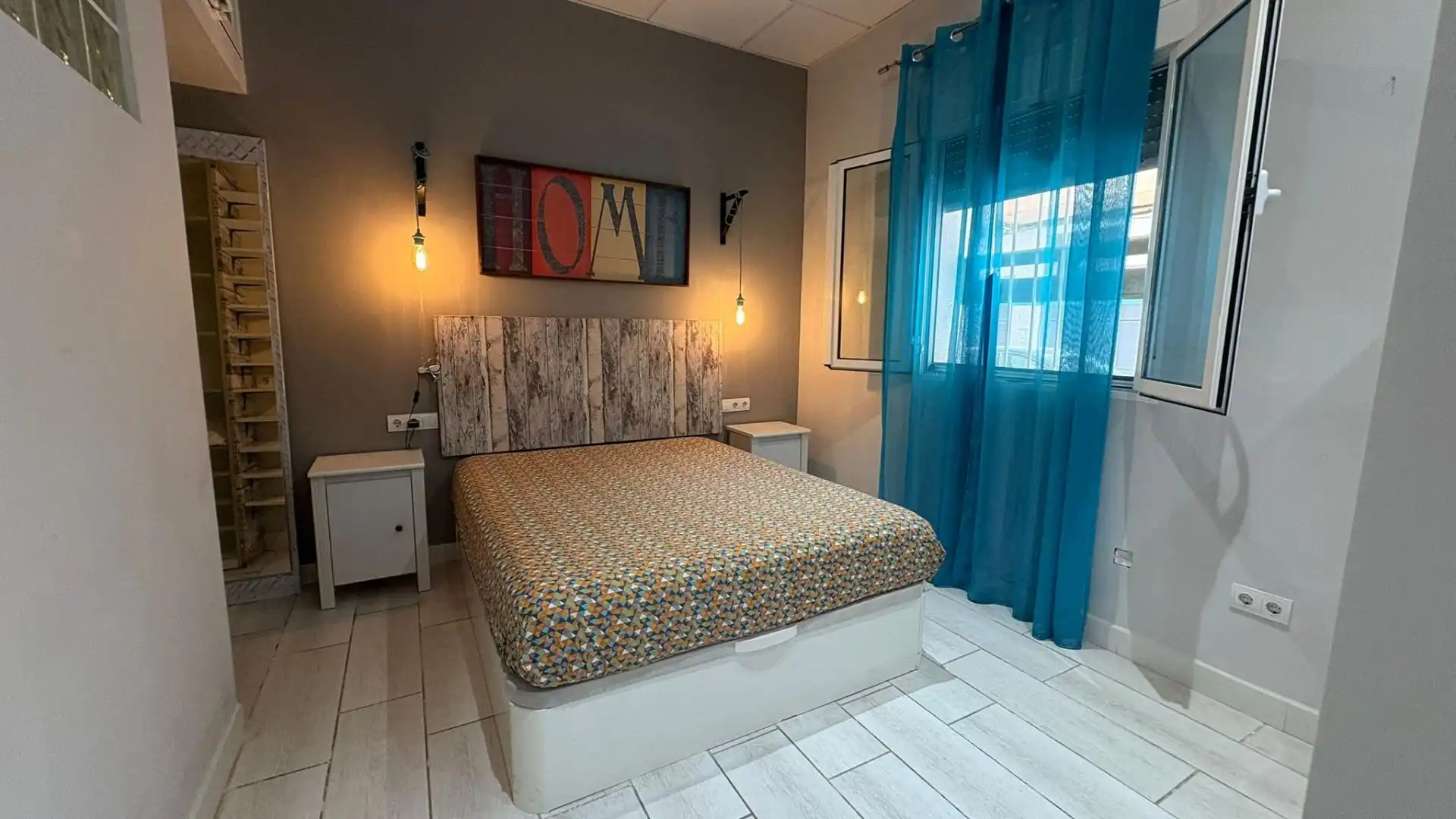 Schlafzimmer von Wohnung zur Miete in Málaga mit Klimaanlage und Möbliert