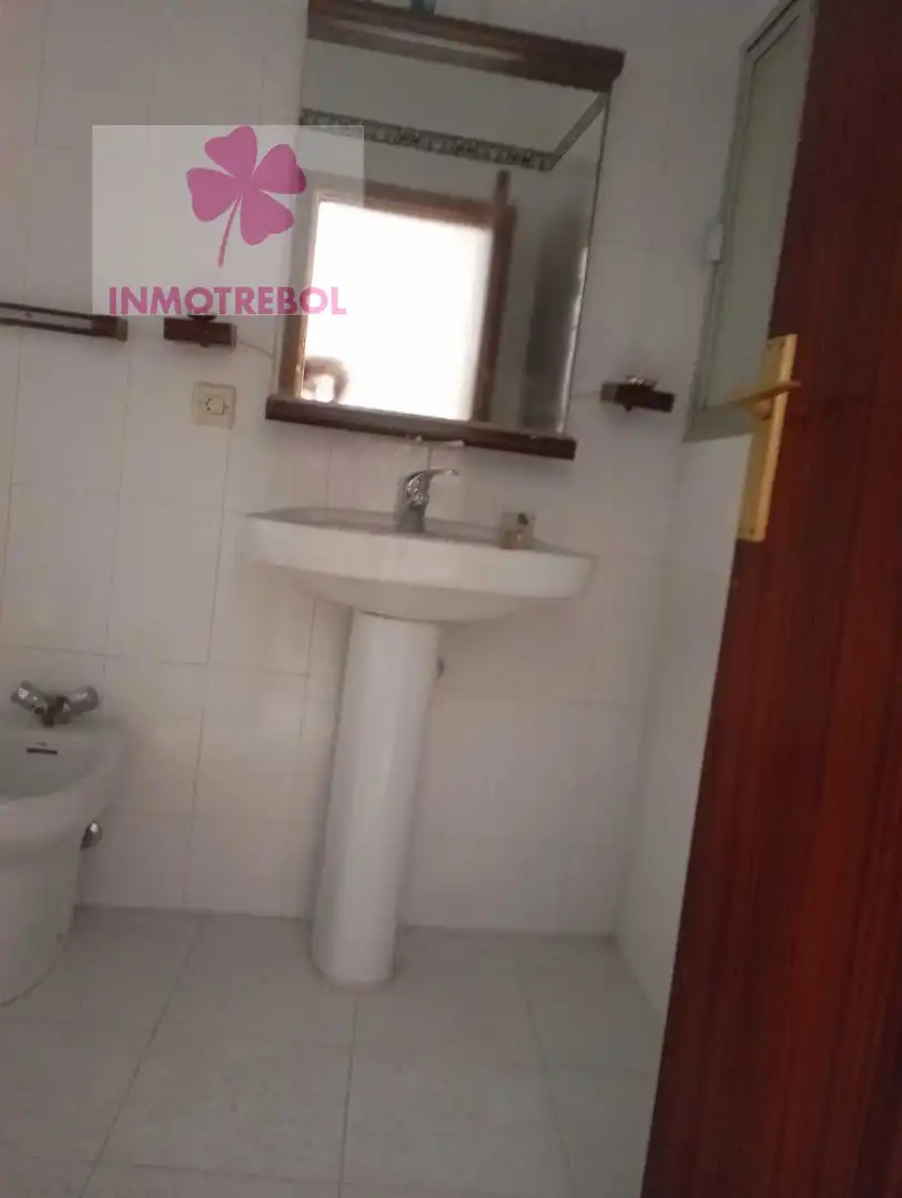 Bany de Casa o xalet en venda en Villanueva del Ariscal amb Traster i Balcó