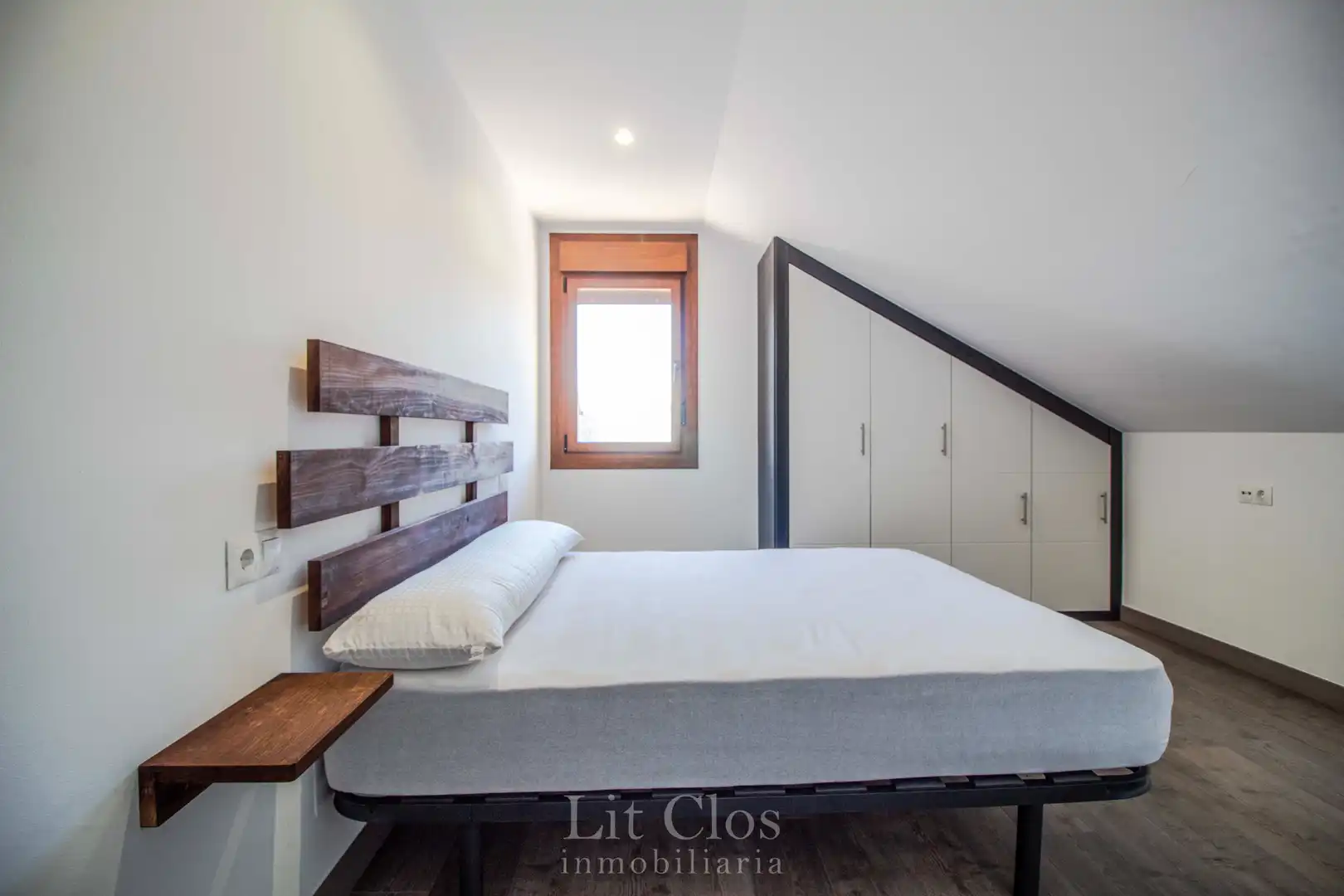 Habitación de Casa adosada en venta en A Rúa  con Calefacción, Jardín privado y Parquet