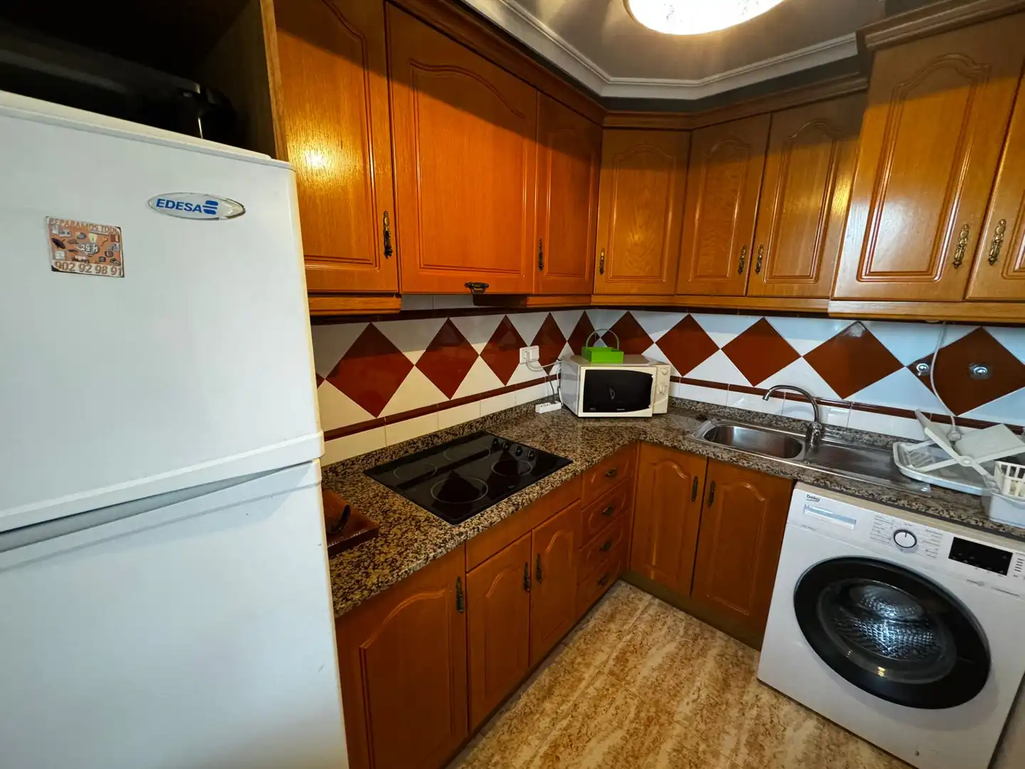 Küche von Dachboden zum Verkauf in Torrevieja mit Klimaanlage, Terrasse und Möbliert