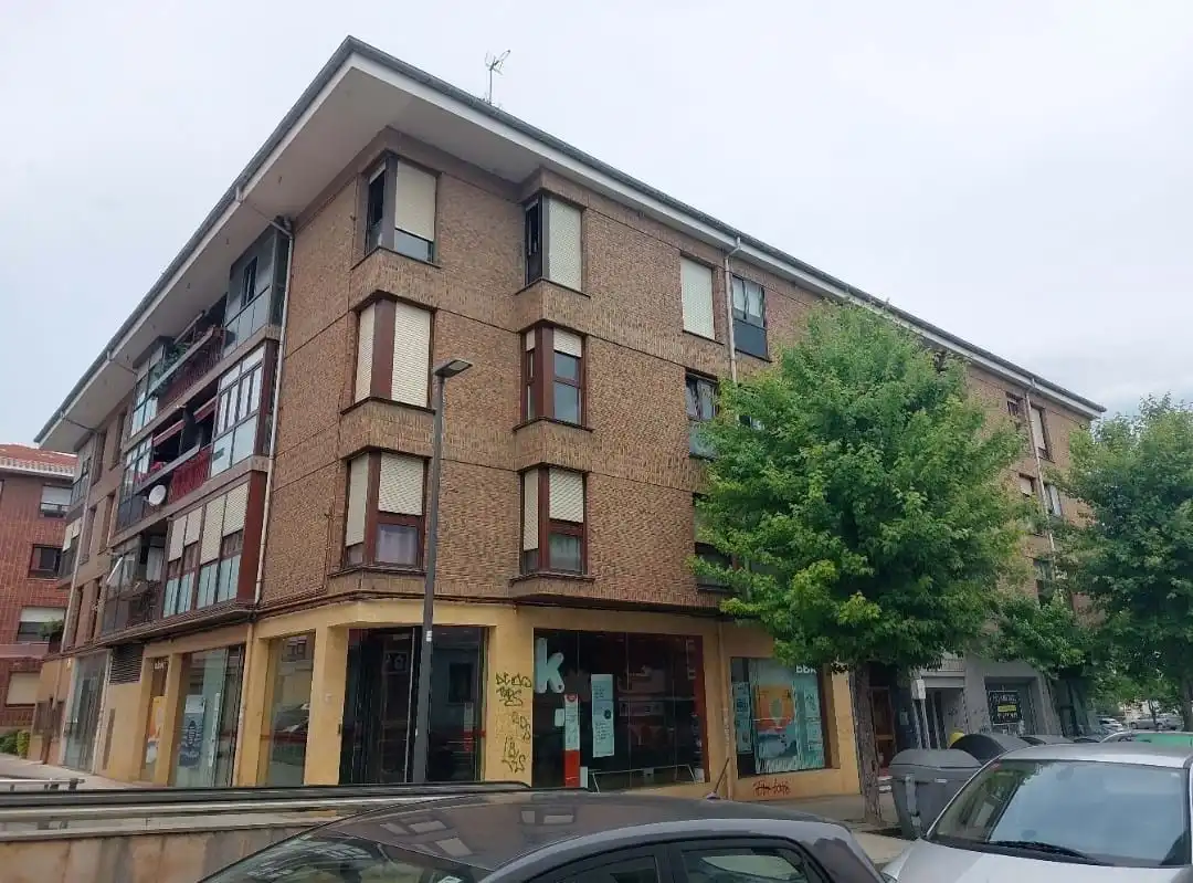 Vista exterior de Local de alquiler en Getxo 