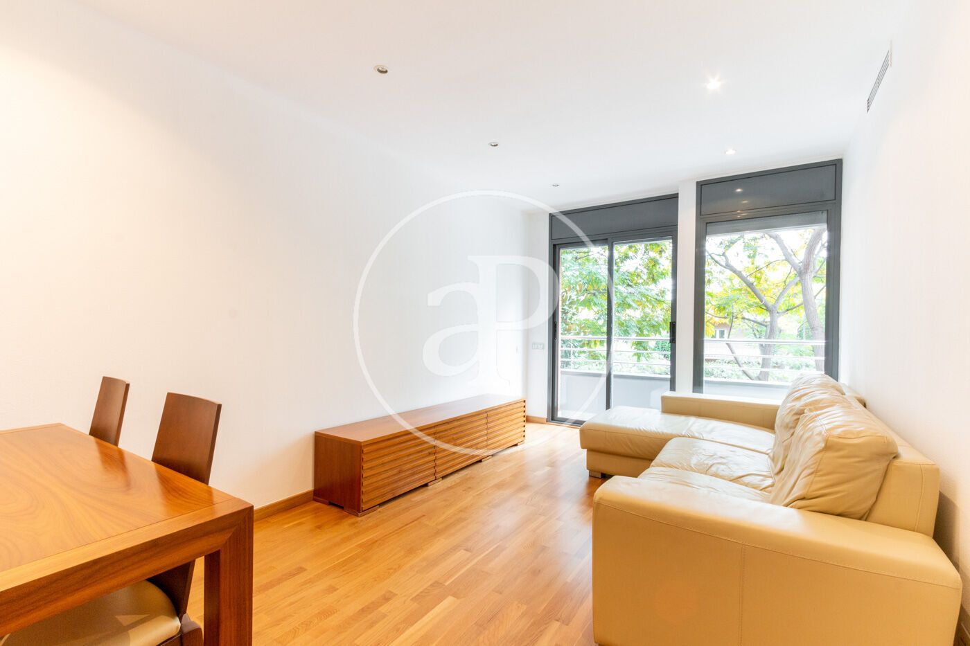 Exterior view of Flat to rent in Sant Cugat del Vallès  with Air Conditioner, Heating and Furnished