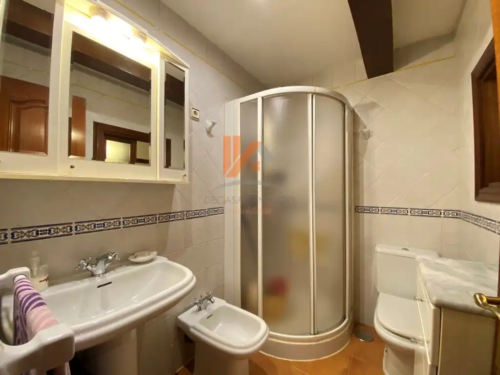 Badezimmer von Haus oder Chalet zum Verkauf in Santiago de Compostela 