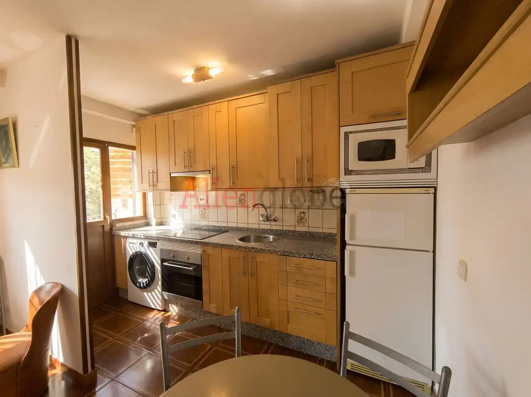 Cuina de Apartament en venda en Oviedo 