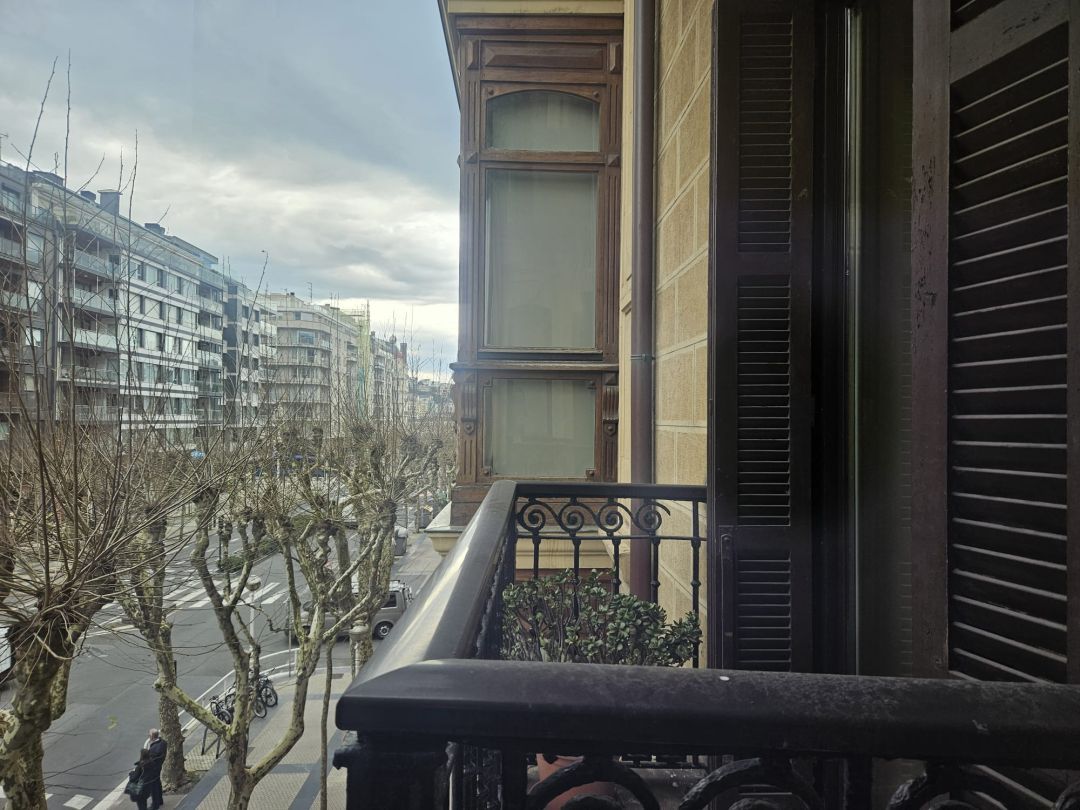 Vista exterior de Piso en venta en Donostia - San Sebastián  con Calefacción y Balcón