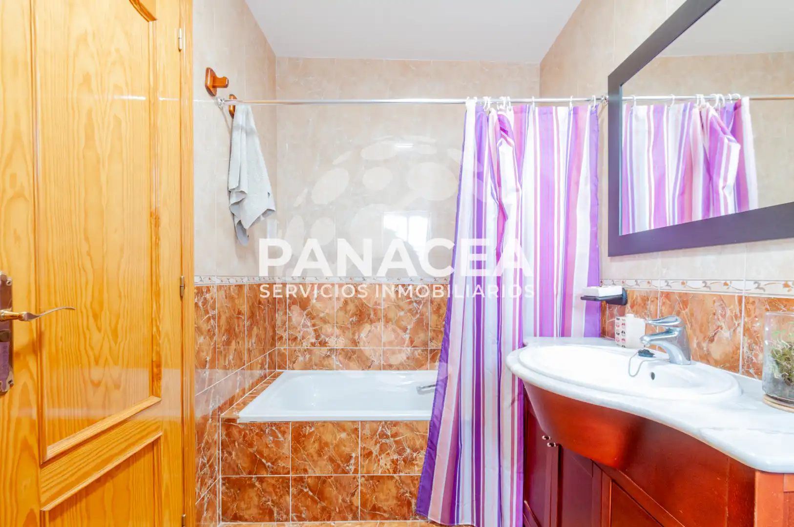 Badezimmer von Wohnung zum Verkauf in La Mojonera mit Möbliert, Ofen und Waschmaschine