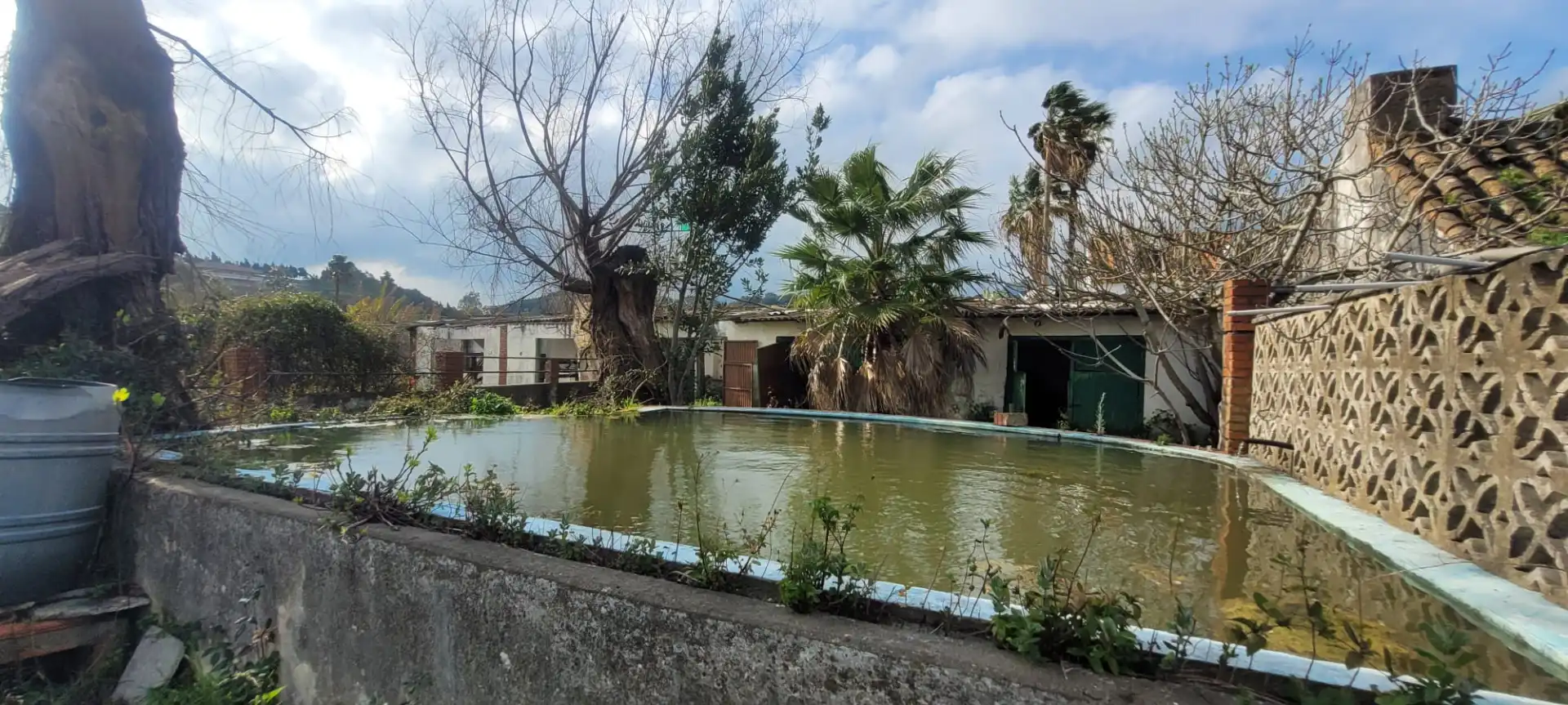 Casa rústica amb piscina en venda a Autovía Los Barrios 8, imagen 9