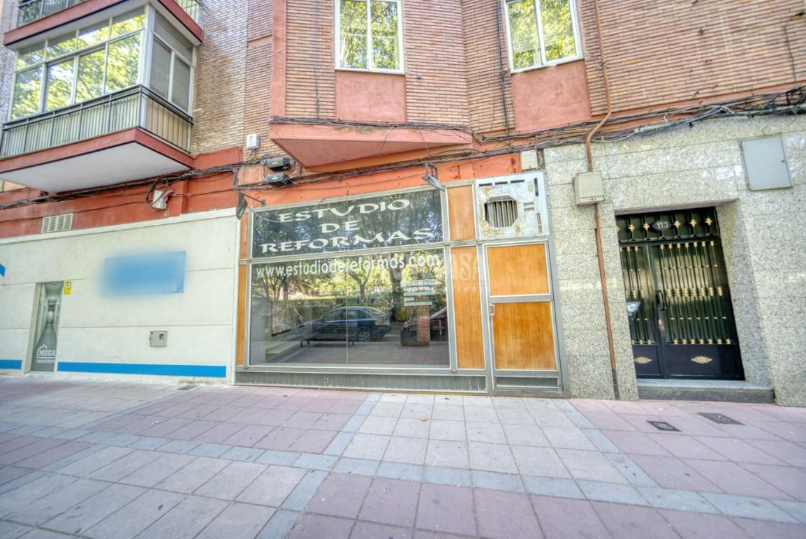 Vista exterior de Local de alquiler en Valladolid Capital