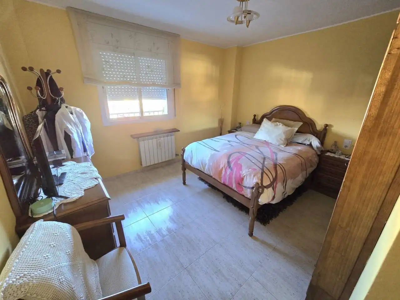 Habitación de Piso en venta en Salt con Calefacción, Terraza y Trastero
