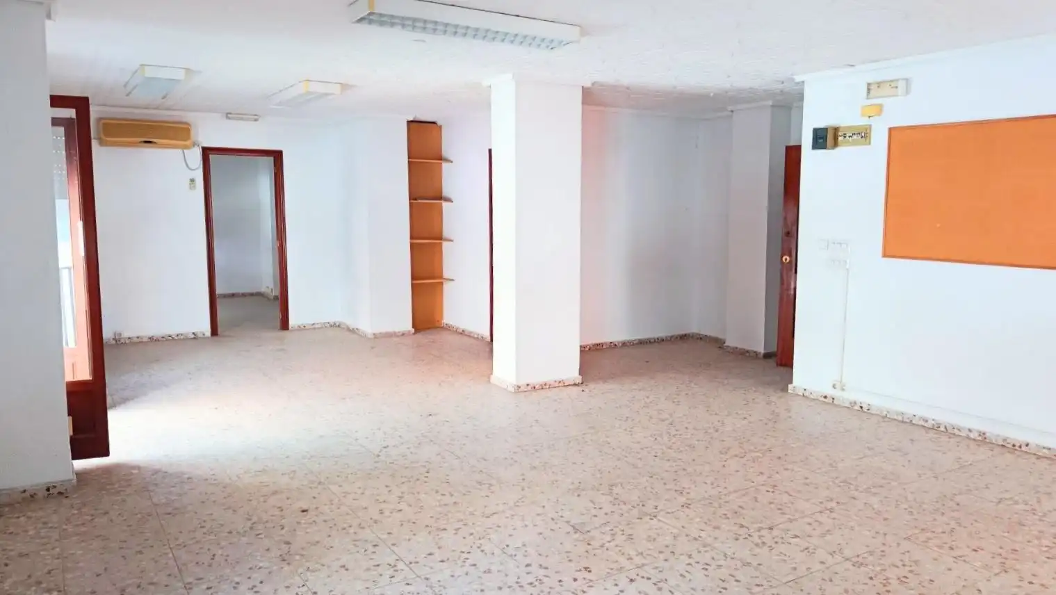 Oficina de alquiler en Elche / Elx con Aire acondicionado