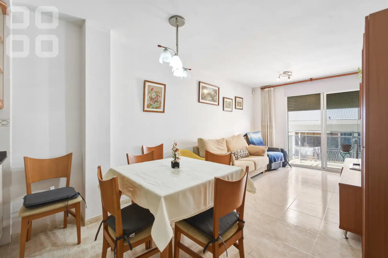 Comedor de Piso en venta en Pineda de Mar con Aire acondicionado, Calefacción y Trastero