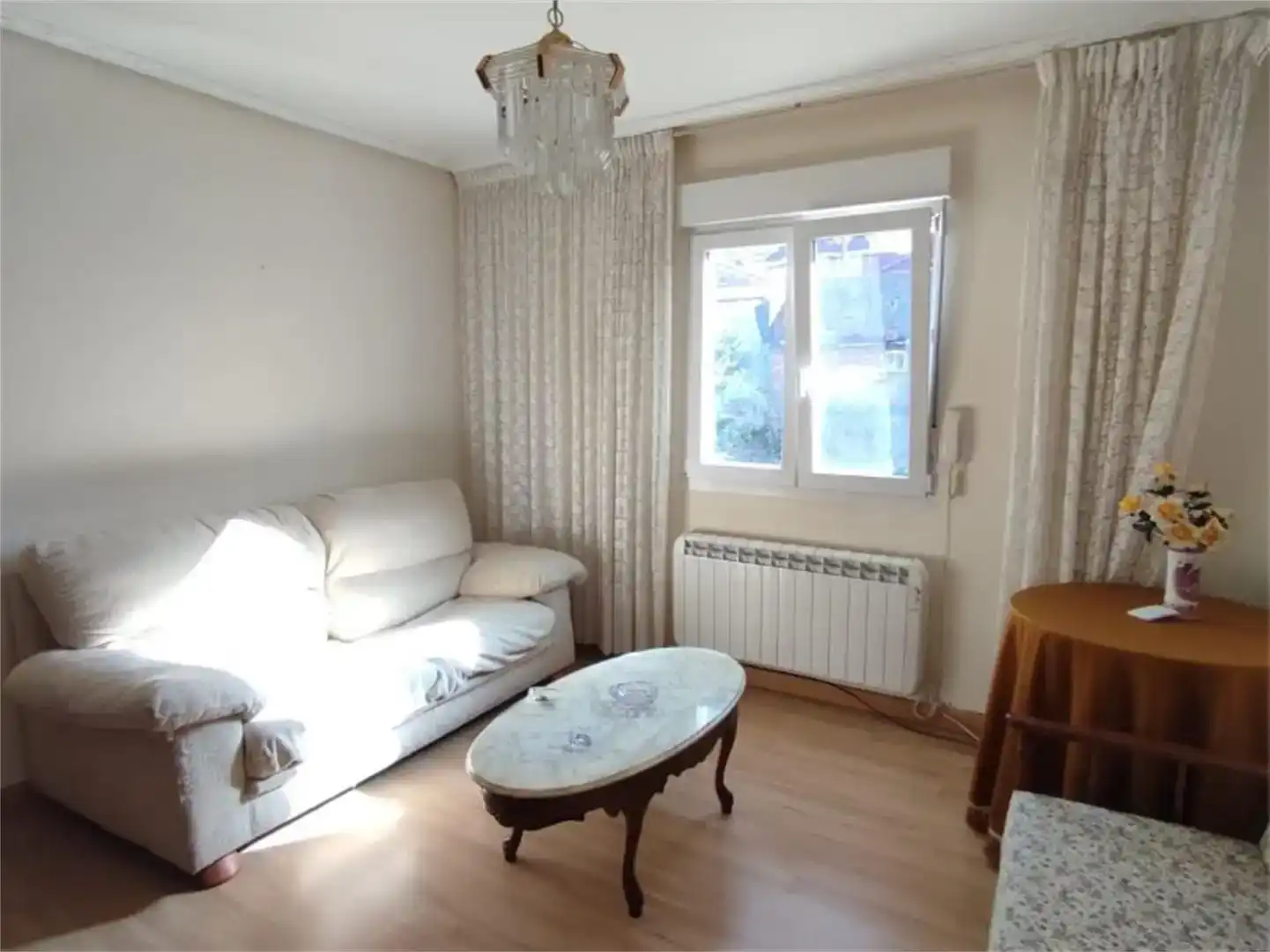 Sala d'estar de Casa o xalet en venda en Santander