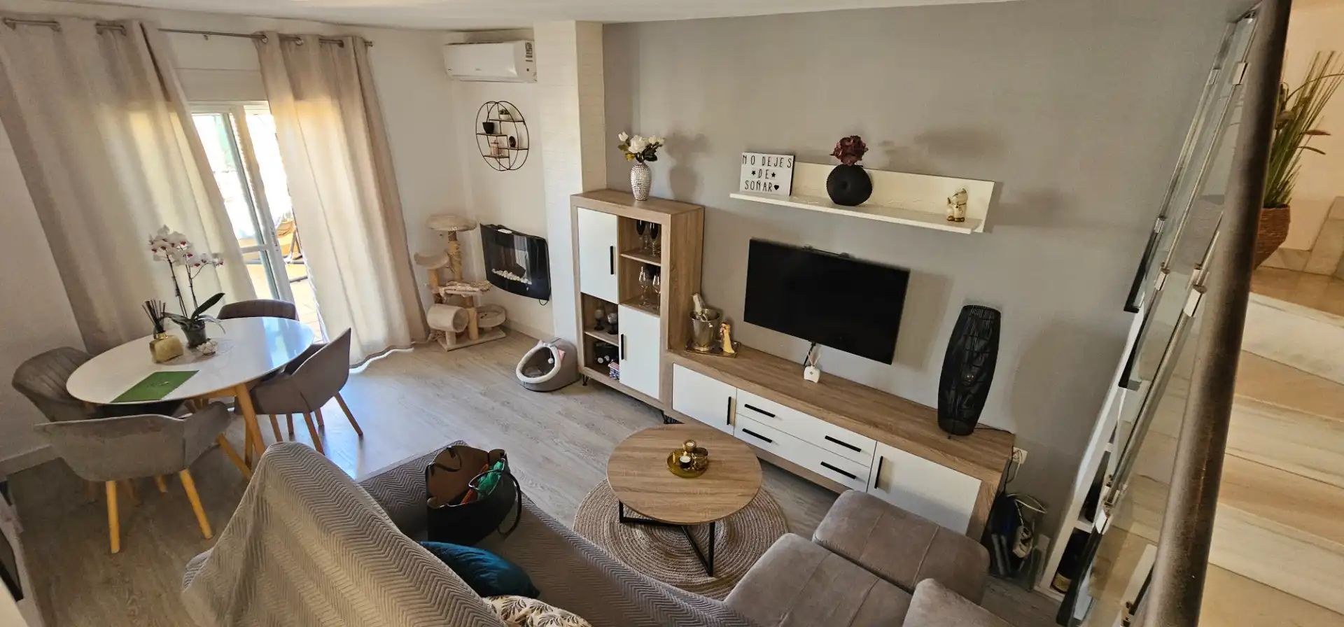 Sala d'estar de Àtic en venda en Maracena amb Aire condicionat, Terrassa i Traster