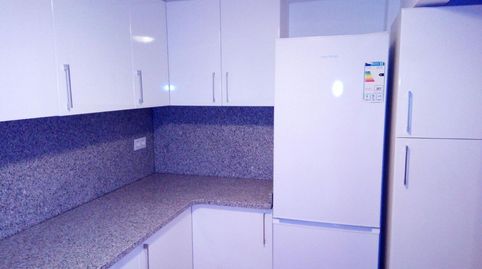 Foto 2 de Planta baja de alquiler en Penis, Cabral - Candeán, Vigo