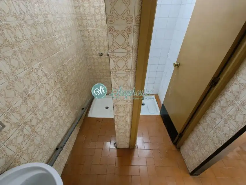 Badezimmer von Fabrikhallen zur Miete in Segovia