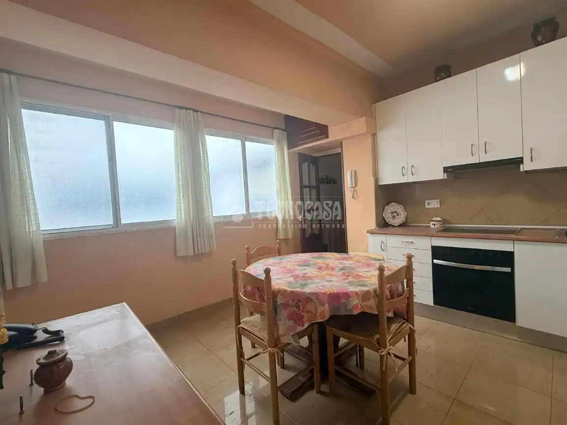 Cocina de Piso en venta en Alicante / Alacant con Balcón