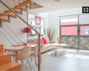 Living room of Flat to rent in  Madrid Capital  with Air Conditioner and Balcony